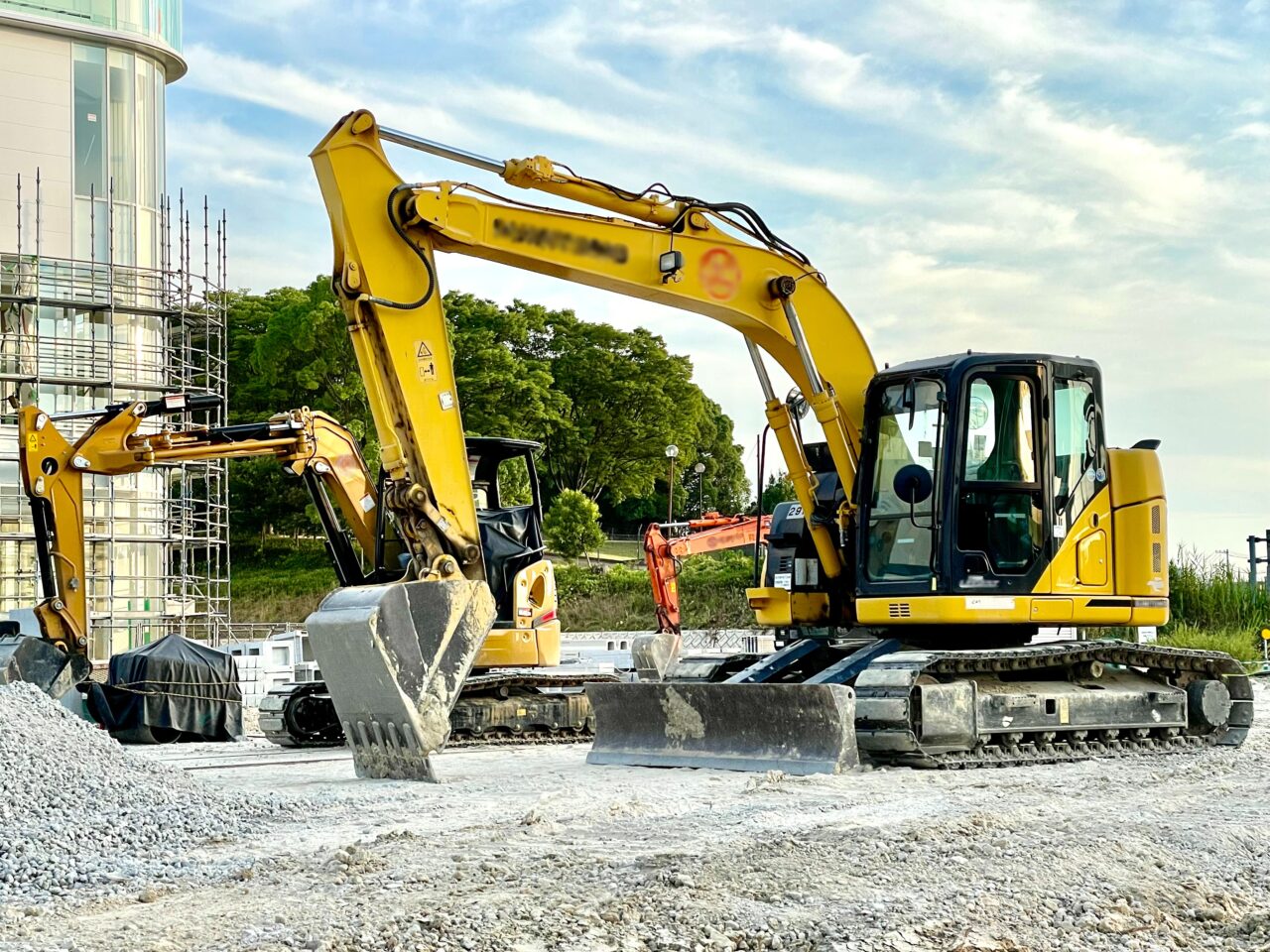 暮らしをつくる「土木」とは？｜建築との違いと女性が活躍できる魅力をやさしく解説
